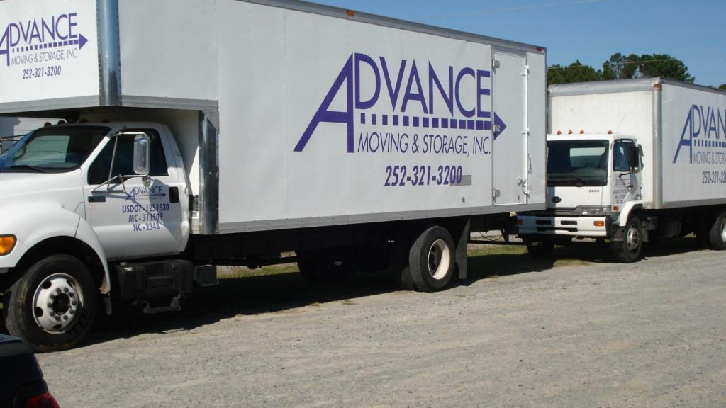 A moving truck from Advance Moving & Storage offering various services in Greenville NC